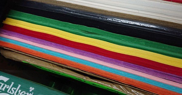 Color drawing paper